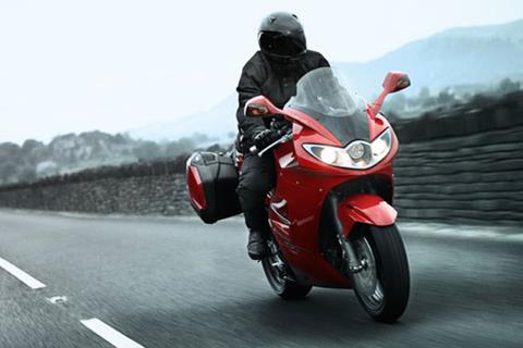 2010 Triumph Sprint is last of the 'real' sports-tourers